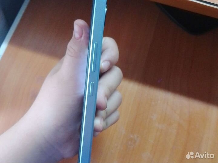 Мобильные телефоны