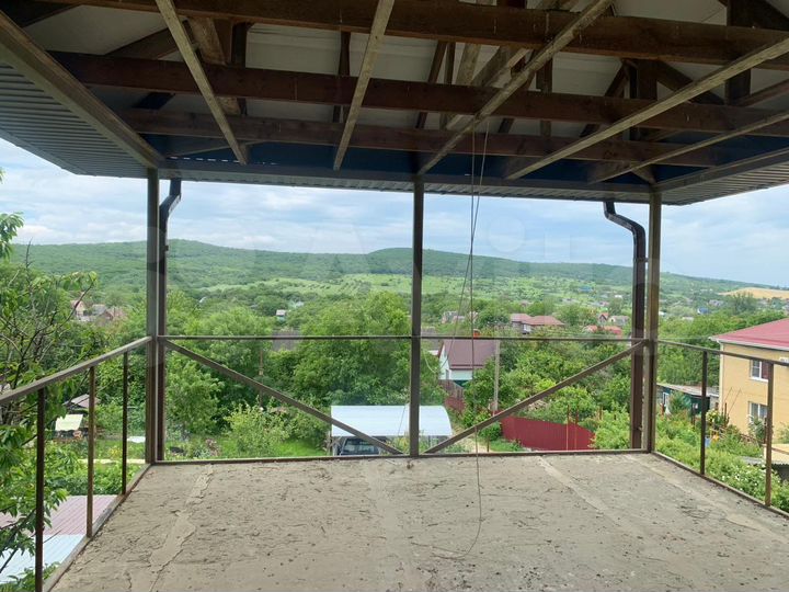 Дом 160 м² на участке 5 сот.