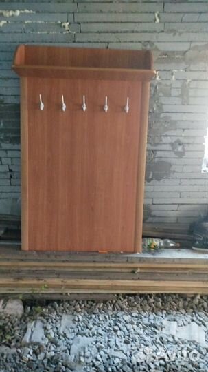 Вешало для одежды бу