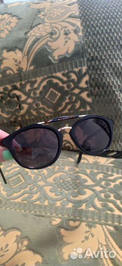 Солнцезащитные очки