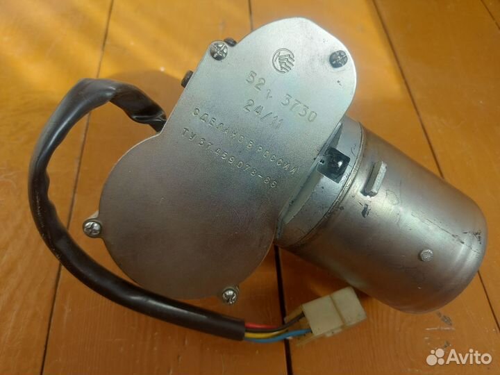 Мотор-редуктор стеклоочистителя лиаз-5256