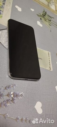iPhone X, 256 ГБ
