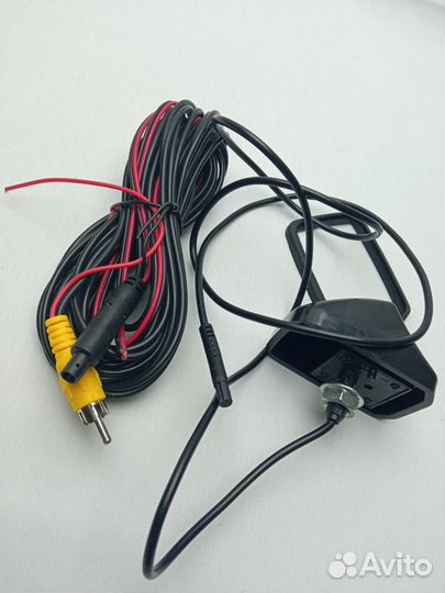 Камера заднего вида, универсальная- черная