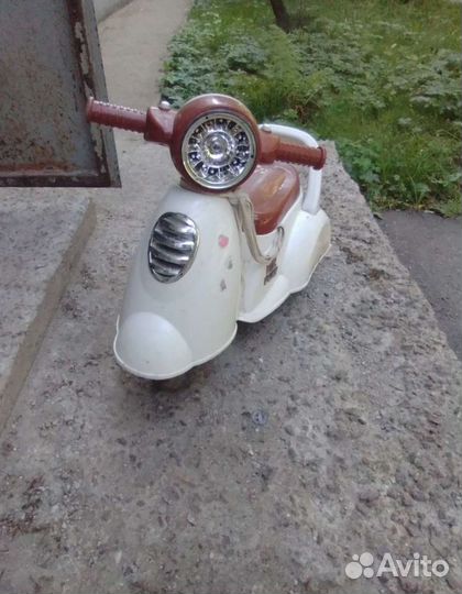 Детский мотоцикл трёхколёсный