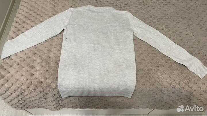 Джемпер H&M с черепом новогодний