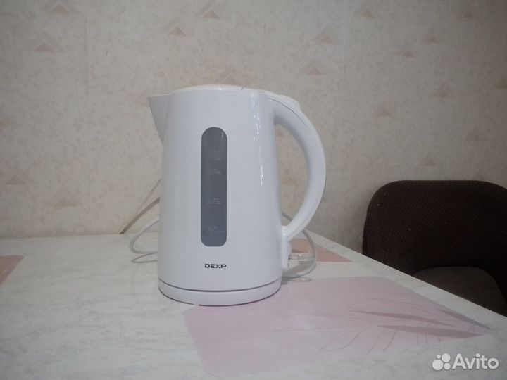 Чайник электрический Dexp 1,7л