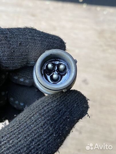 Датчик температуры охлаждающей жидкости Audi 80 B4