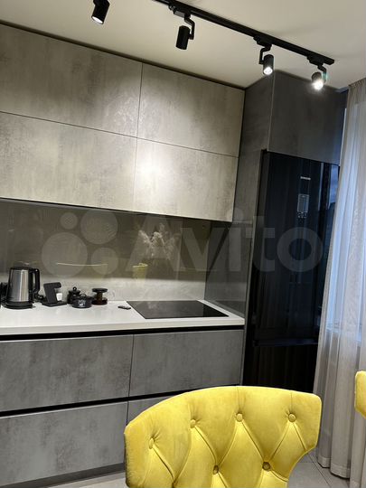 2-к. квартира, 61 м², 3/3 эт.