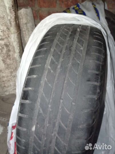 Goodyear EfficientGrip 205/60 R16
