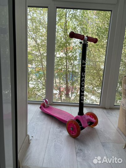 Самокат детский трехколесный scooter розовый