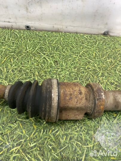 Привод передний правый Ford C-Max универсал 1.8