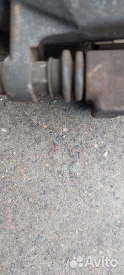 Суппорт левый Toyota Corolla, Fielder, Allex-Runx