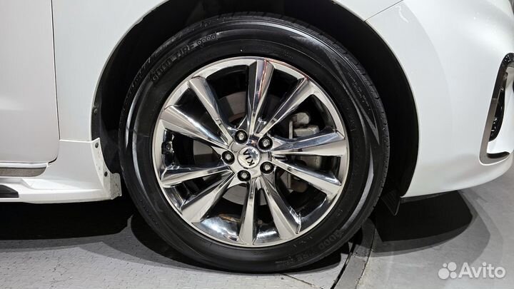 Kia Carnival 2.2 AT, 2020, 74 400 км