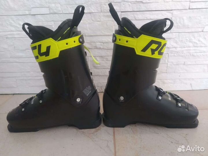 Ботинки горнолыжные Fischer RC4 р.28/28.5