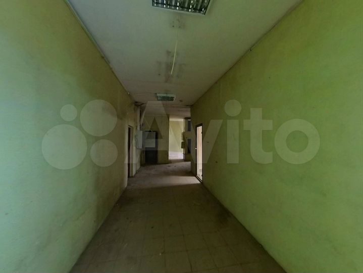 Продам торговое помещение, 483.6 м²