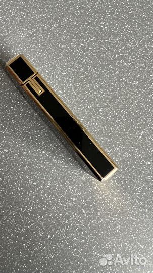 Зажигалка газовая givenchy