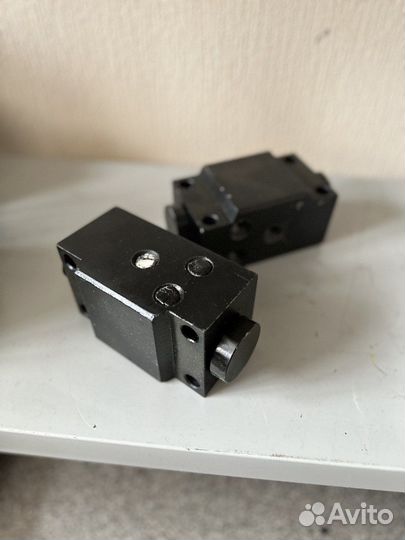 Гидрозамок опоры автокрана кс-45717