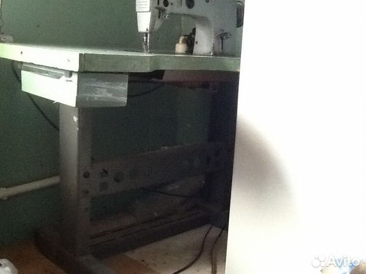 Промышленная швейная машина 1022 класса