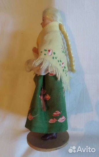 Кукла лялька