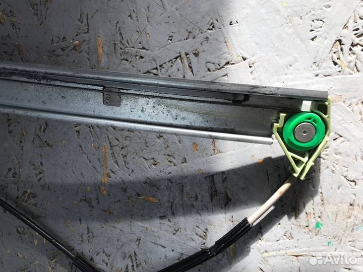 Стеклоподъемник передний правый Audi Q5 8R cdnc