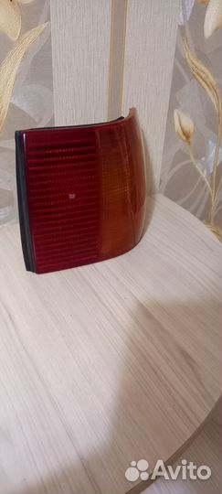 Фонарь задний правый Ауди 80 b4