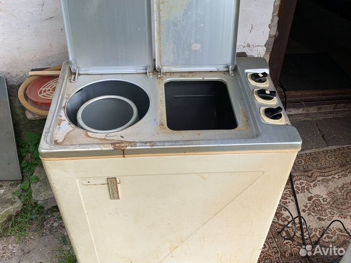 Стиральная машинка чайка 3-1