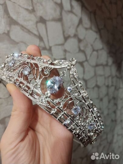 Величественная корона княжеская русская