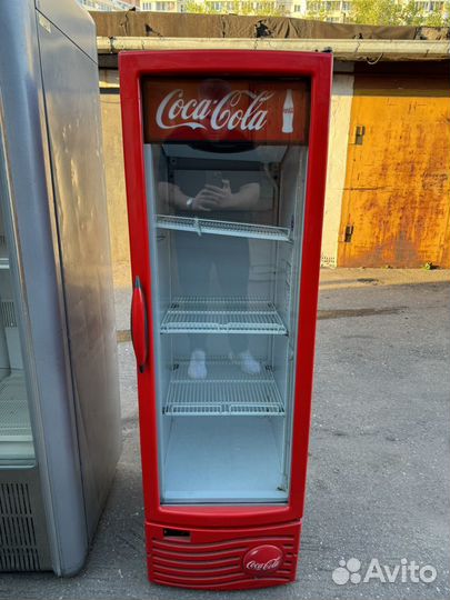 Холодильник Coca Cola