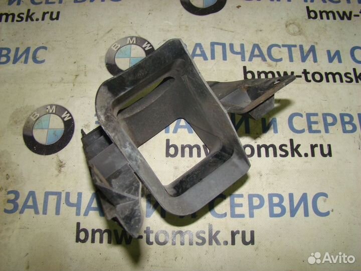 Воздуховод на суппорт FL BMW 330Ci E46 2001г. (Тор