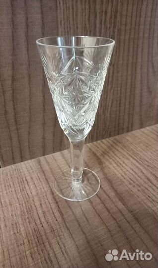 Хрустальные бокалы