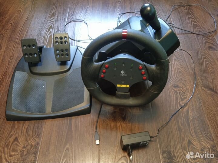 Logitech Momo Racing Force Feedback Whell