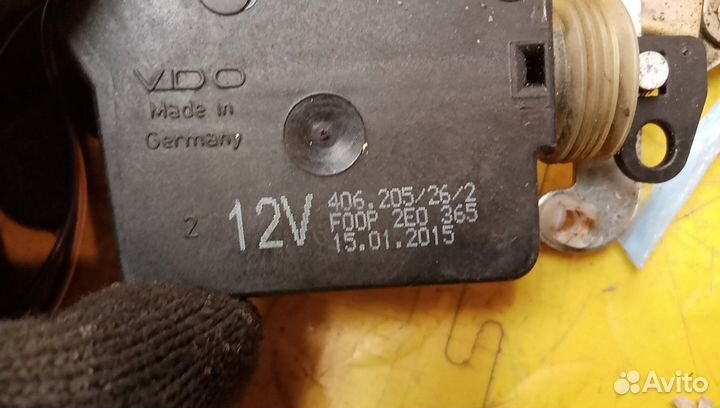 Замок двери задней правой Sprinter (901-905) /Spri