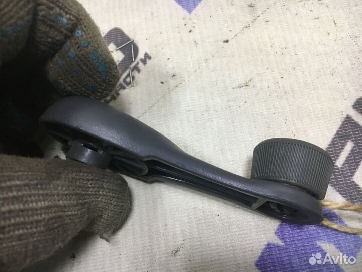 Ручка стеклоподъемника Дэу Матиз