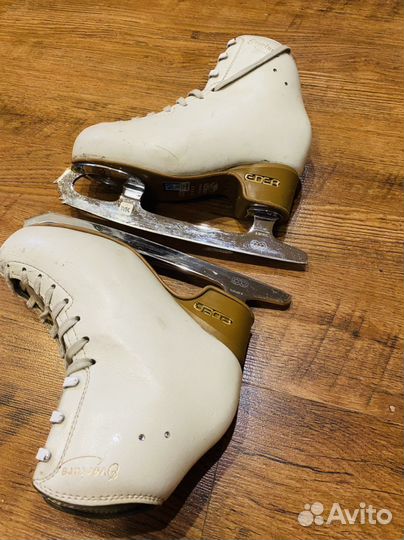 Коньки фигурные edea overture 220