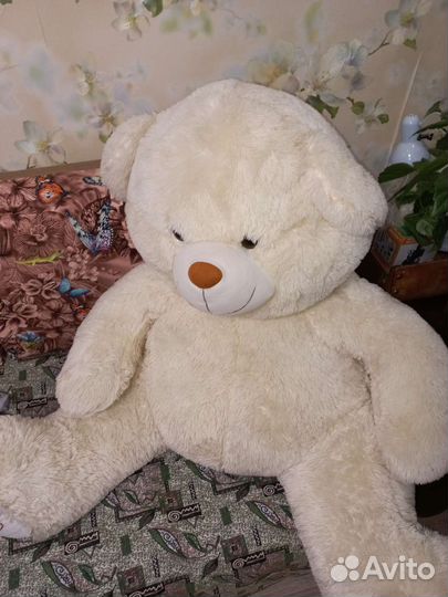 Большие плюшевые медведи