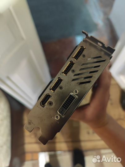 Видеокарта 1080