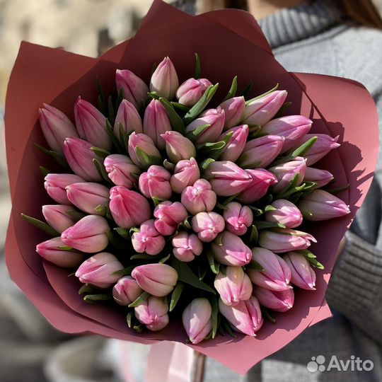 Букет розовых тюльпанов 51 шт. к 8 марта в Москве