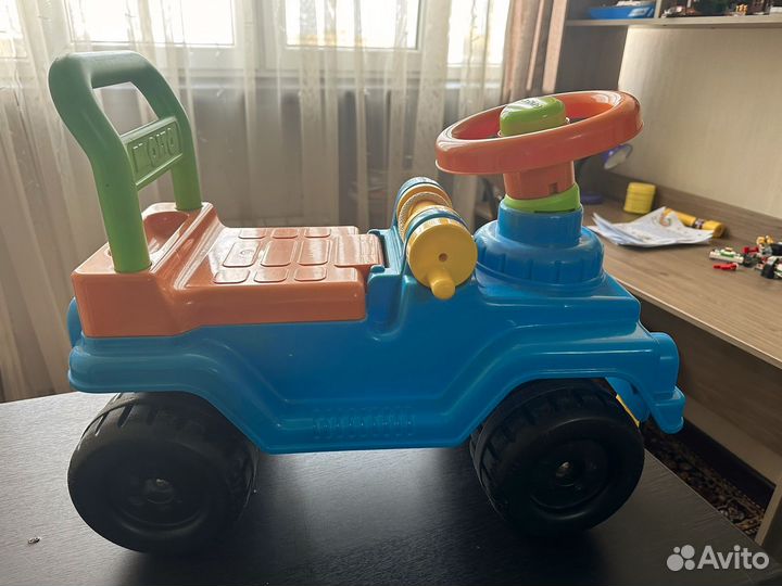 Машина каталка полесье