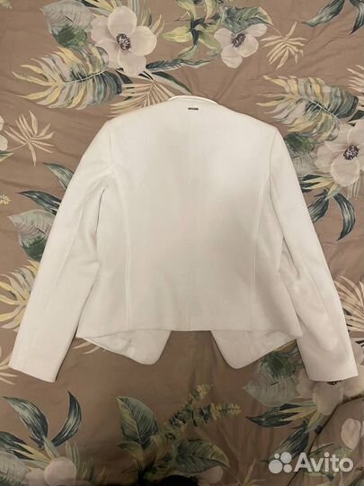 Reserved - Пиджак белый 42