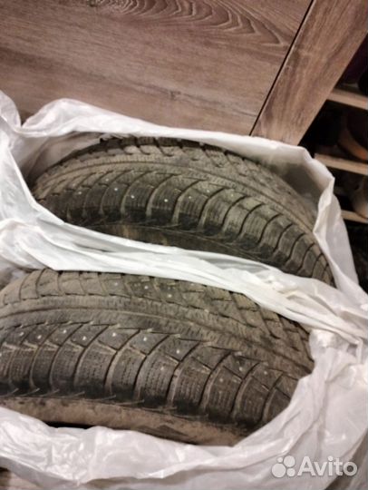 Matador MP 30 Sibir Ice 2 SUV 215/70 R16