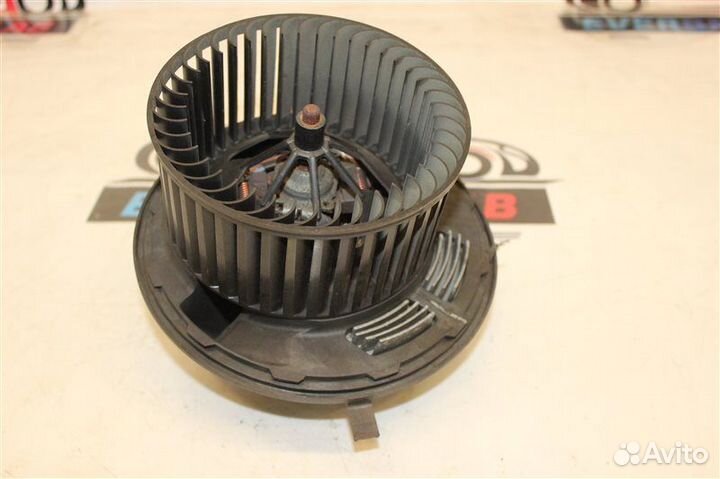 Мотор печки Bmw 1 Series E87 N46B20BY 06/2006