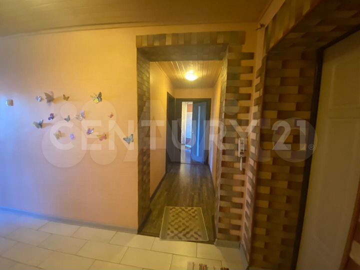 2-к. квартира, 50 м², 4/10 эт.