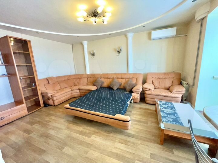 2-к. квартира, 55 м², 8/9 эт.