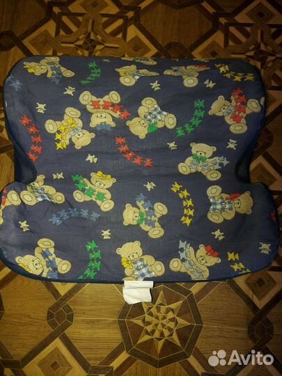 Детский бустер автомобильный