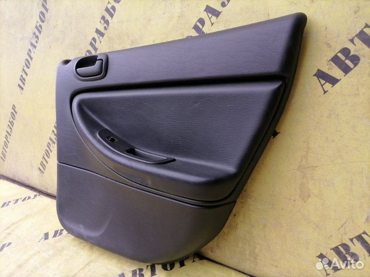 Обшивка двери задней правой Volga Siber седан 2.4