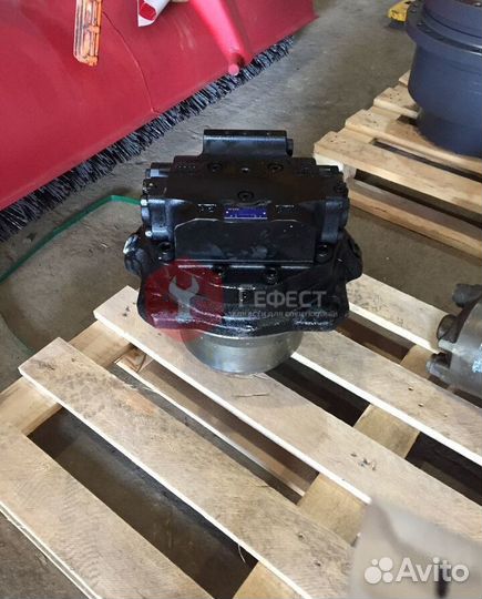 Гидромотор хода ZX470LCH-3 4431549