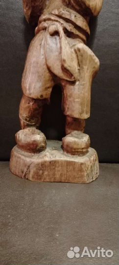 Коллекционная Фигура