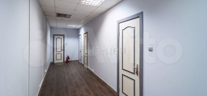 Сдам офис 116 м2 у м. Пражская