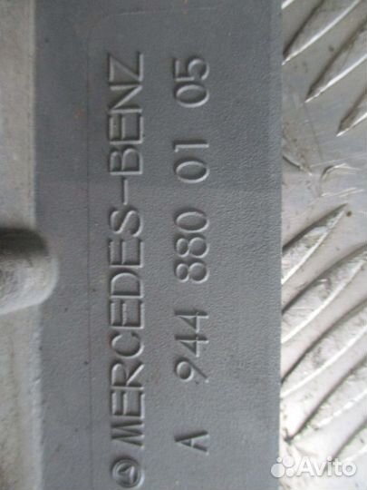 Средняя часть бампера(ступень) Mercedes-Benz A9448