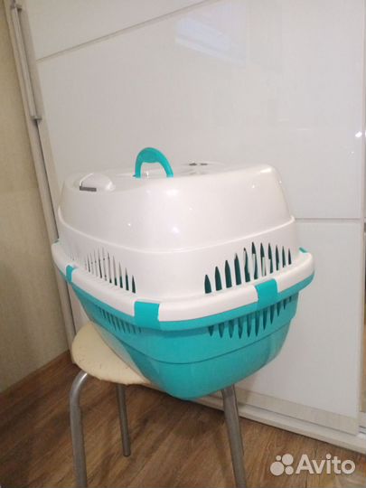 Переноска для кошек пластиковая